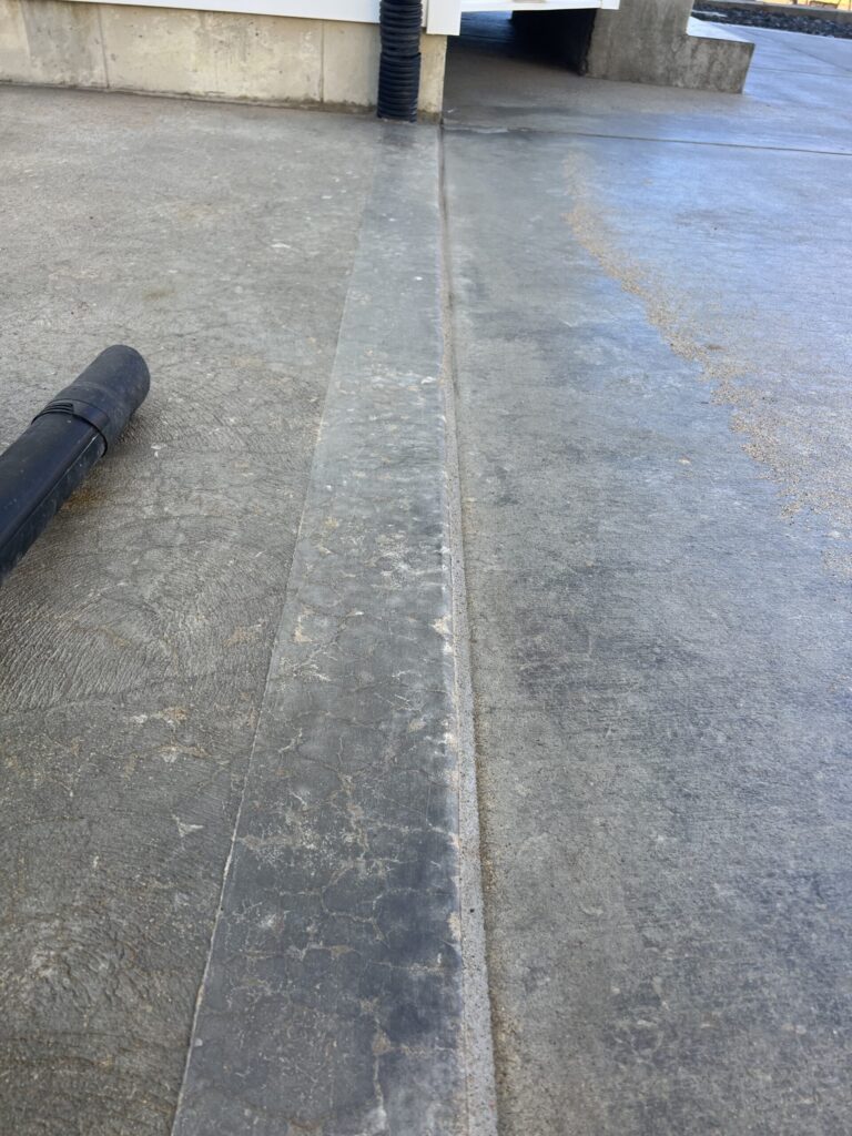 Caulk 3
